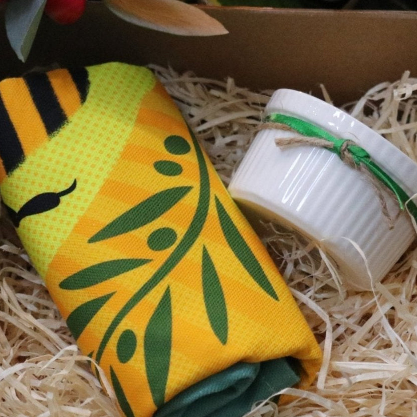 Bee Kind In The Kitchen Christmas Household Gift - Cosy Cottage Soap